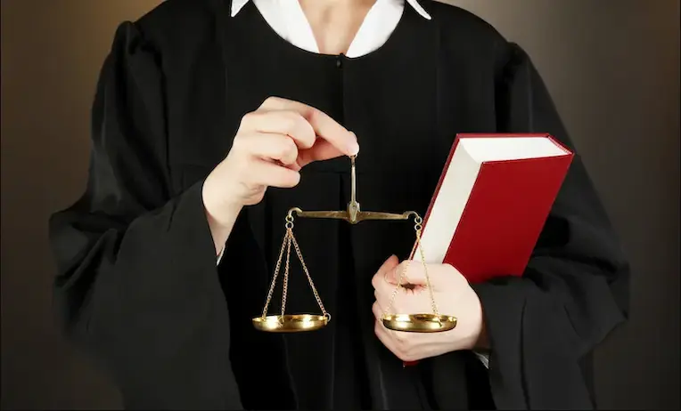 شروط رفع دعوى تجارية